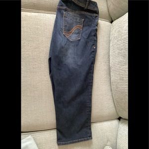 Denim capris Lane Bryant Size 16